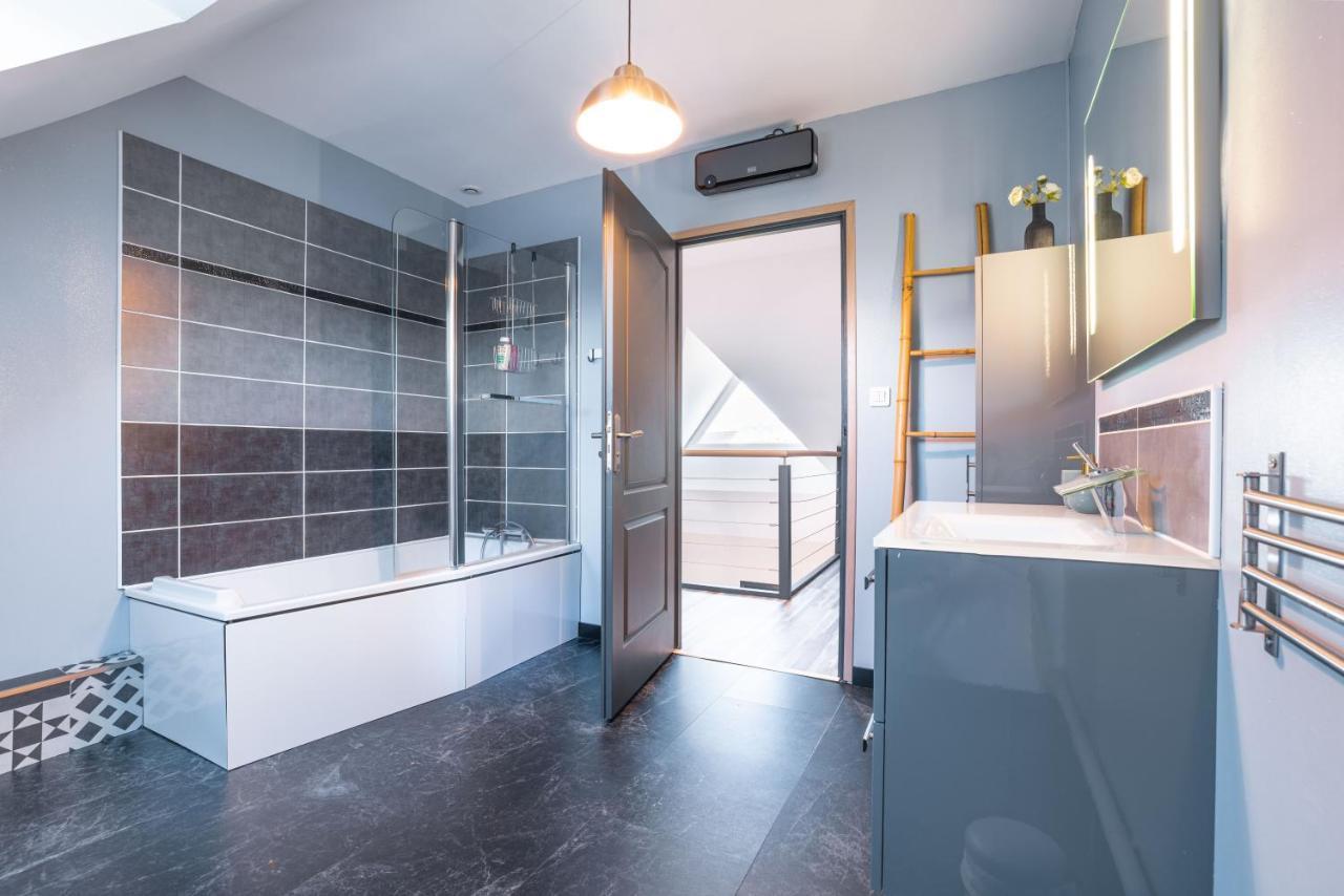 Grande Maison Avec Piscine Et Jacuzzi A La Campagne 代夫勒 外观 照片